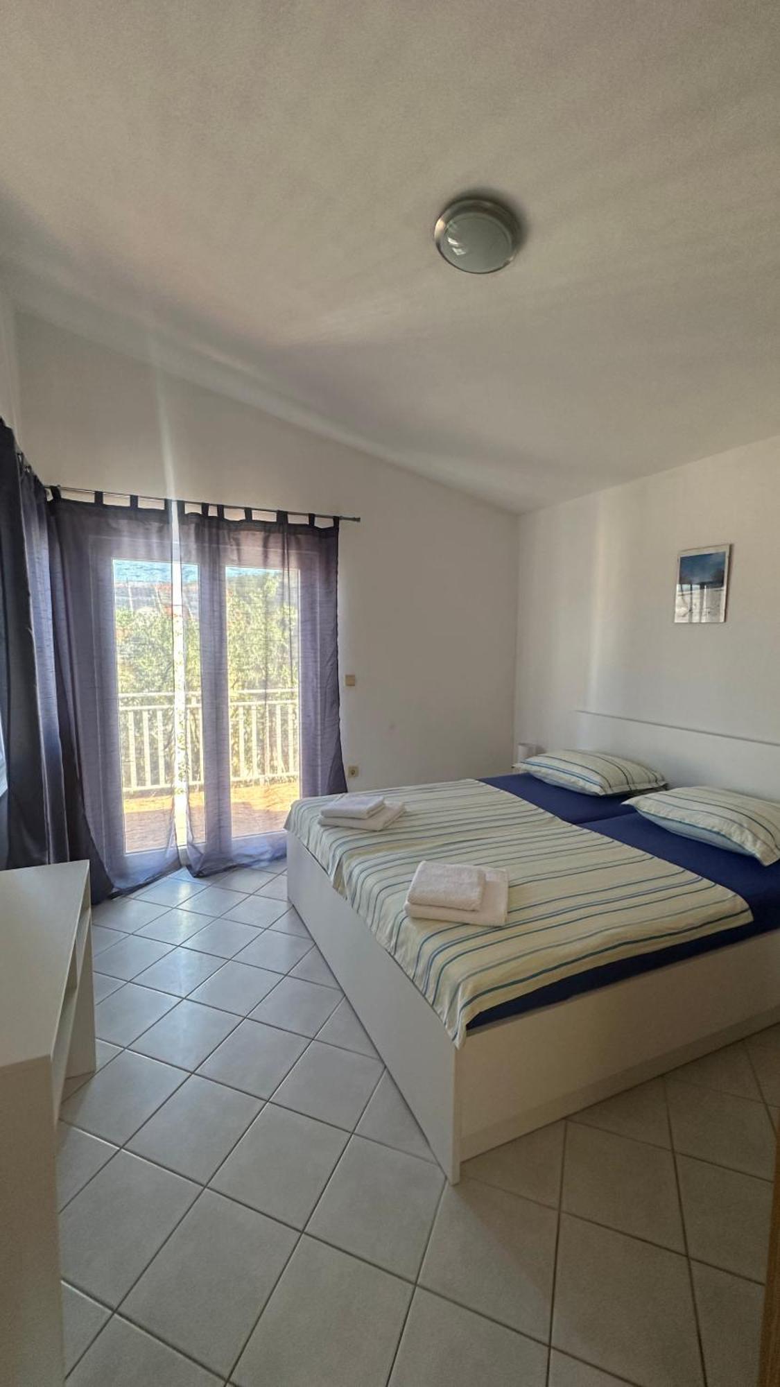 Apartment Arleta Трогир Экстерьер фото