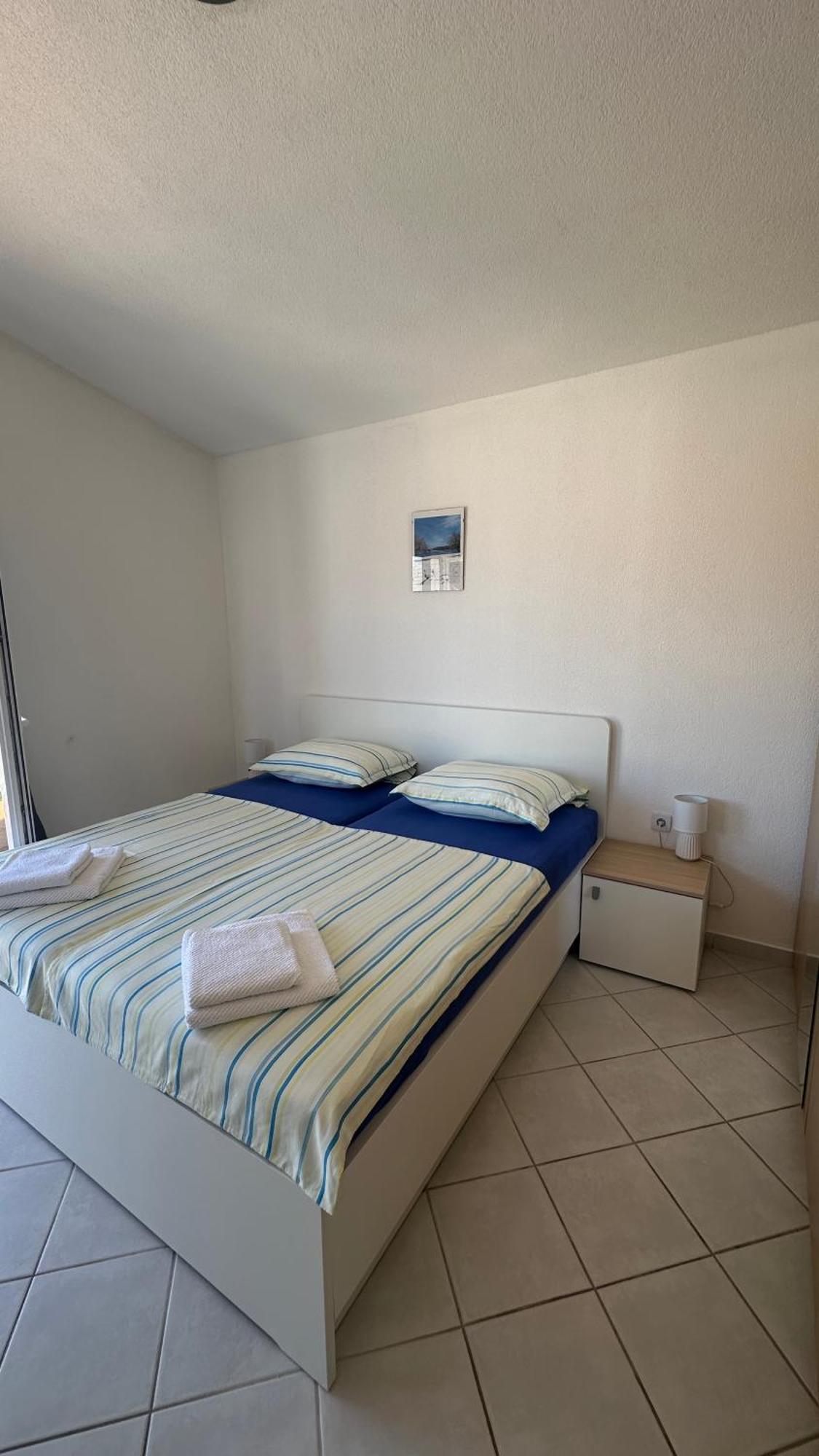 Apartment Arleta Трогир Экстерьер фото
